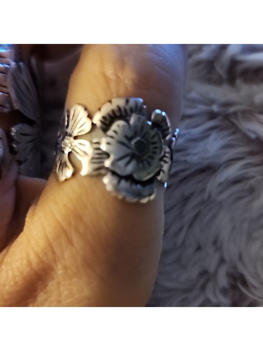 FLOWER ADJUSTABLE RING ZINC ALLOY - Picture 2 of 3